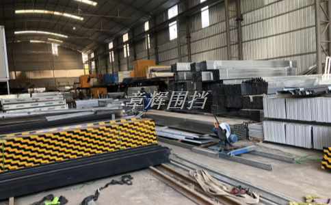 彩鋼圍擋在建築工地的應用有哪些？